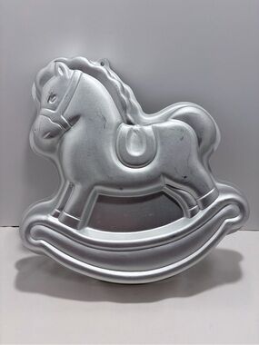 Wilton 1984 Metal Rocking Horse Cake Pan